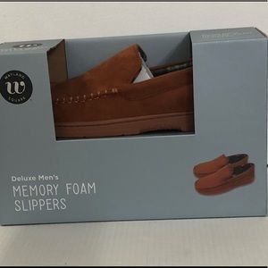 Deluxe men's memory foam slippers brown. Large